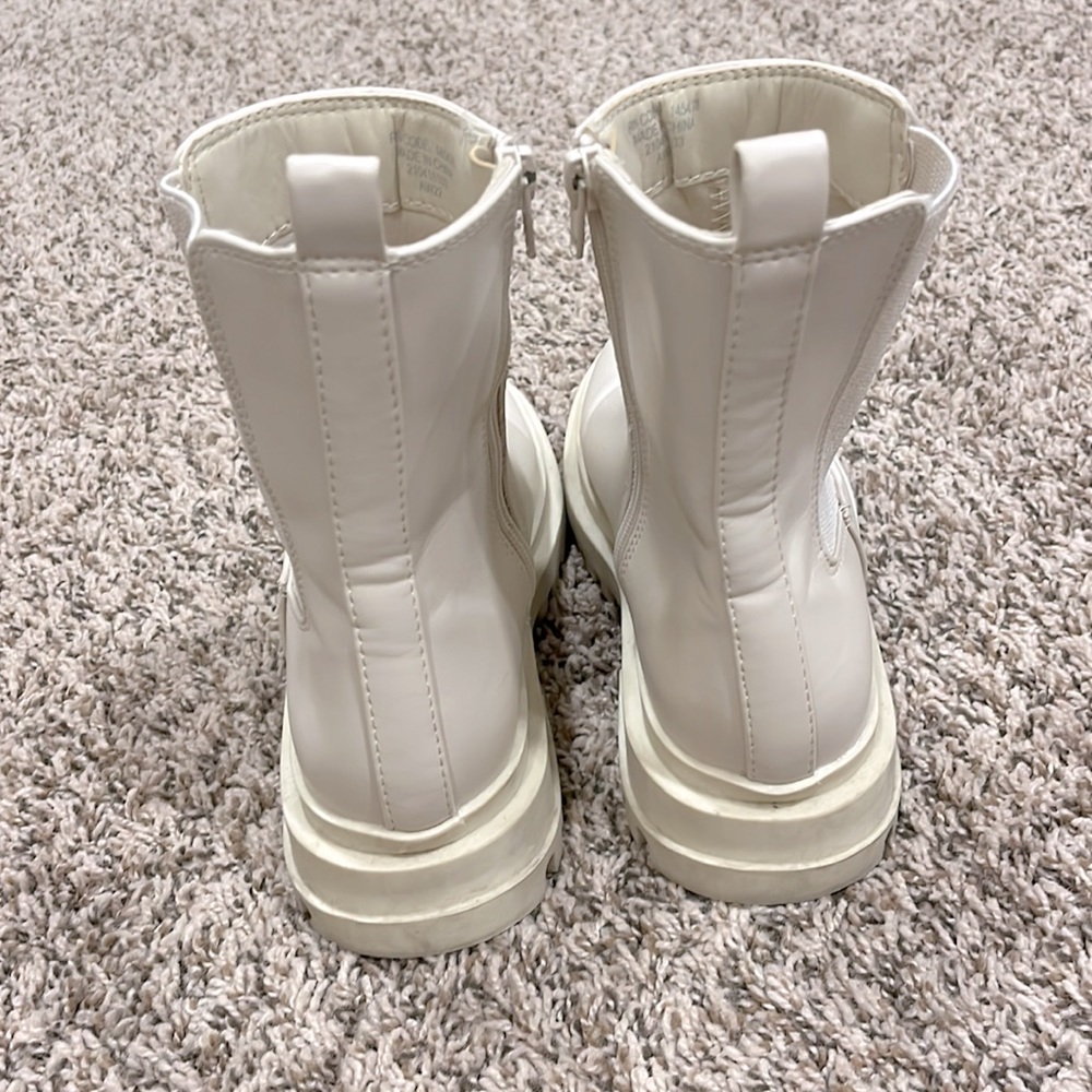 PRIMARK chunky boots 🩶 - Picture 2 of 7